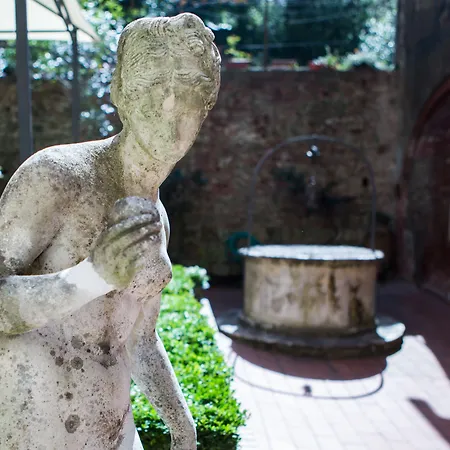 Piazza Paradiso סיינה