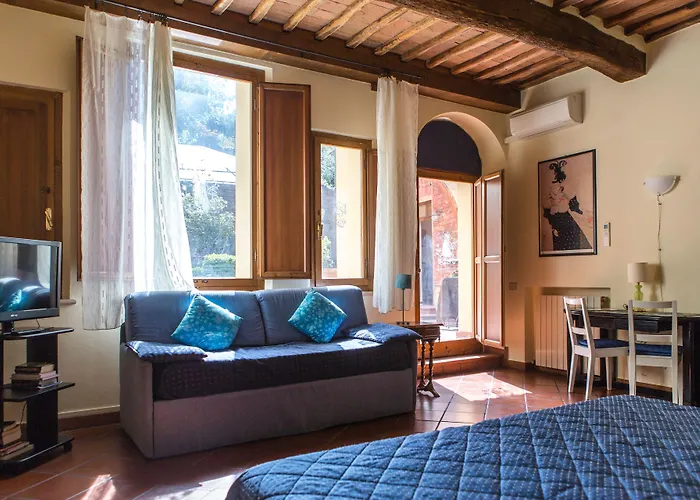 Piazza Paradiso Casa de hóspedes 4*