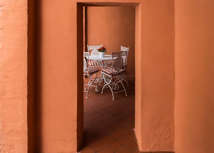 Piazza Paradiso Casa de hóspedes 4*