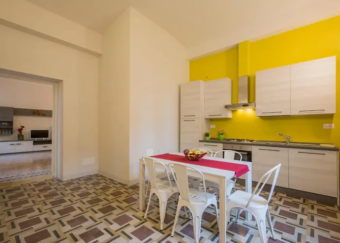 Casa de hóspedes Piazza Paradiso 4*