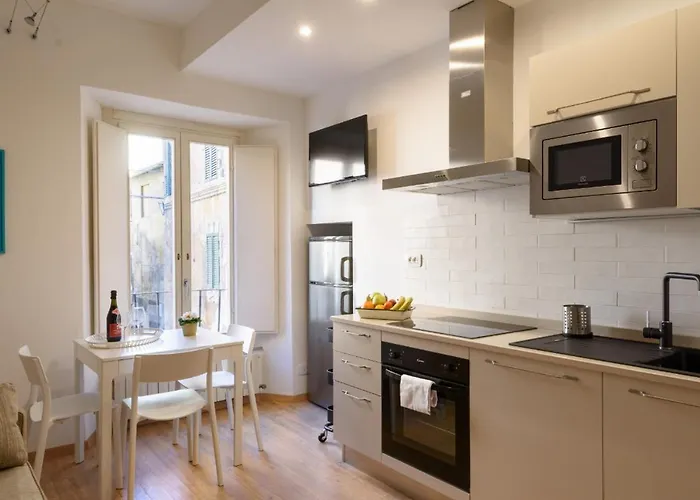 Piazza Paradiso Casa de hóspedes 4*