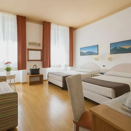 Гостевой дом Piazza Paradiso 4*