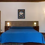 Piazza Paradiso Penzion 4*