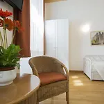 Piazza Paradiso سيينا