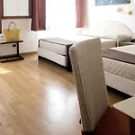 بيت ضيافة Piazza Paradiso