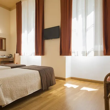 Guest house Piazza Paradiso 2*