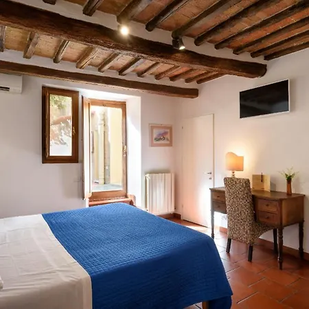 帕拉迪索广场住宿旅馆