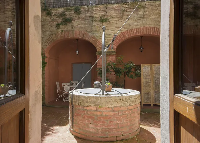 Piazza Paradiso