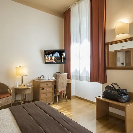 ピアッツァ　パラディーゾ　アコモデーション