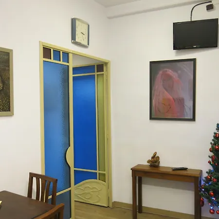 ピアッツァ　パラディーゾ　アコモデーション