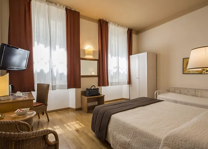 Piazza Paradiso Gasthuis Siena