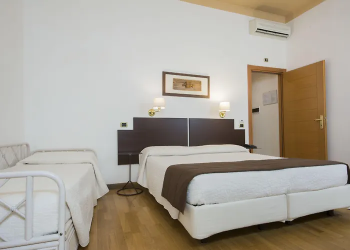 Piazza Paradiso 4* Siena